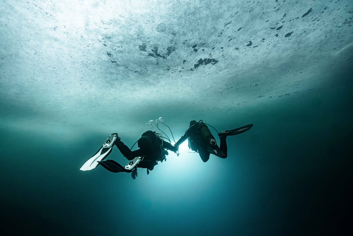 plongée sous glace