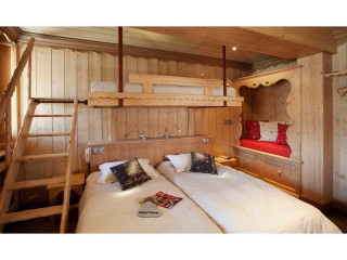 Room 136120-357599 Room 136120-357599