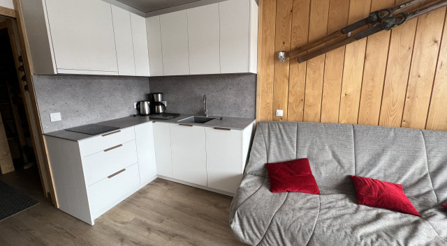 _lv_images__lot_0000000109_06_13163180