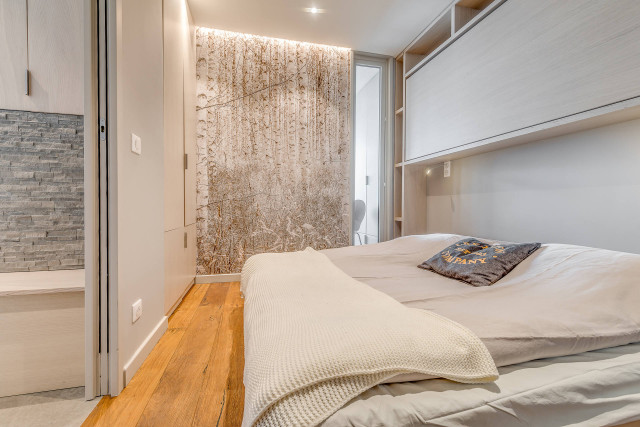 _lv_images__lot_0000000121_09_13077492