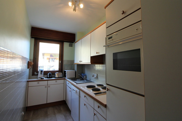 _lv_images__lot_0000000123_12_14463452