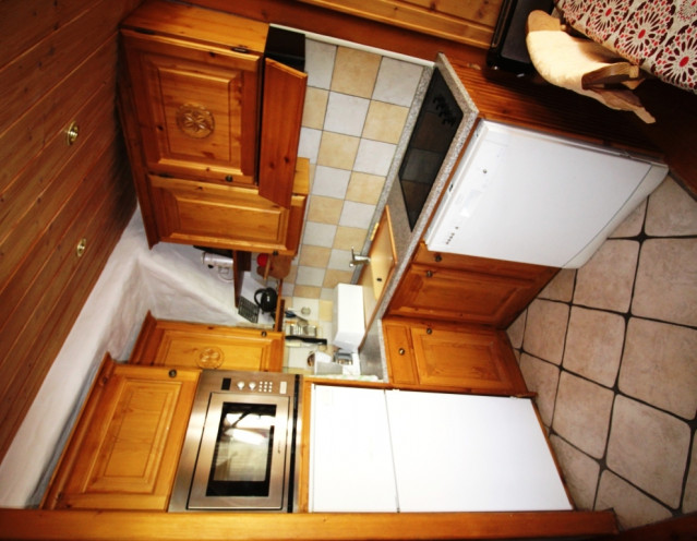 _lv_images__lot_0000000131_09_14268020