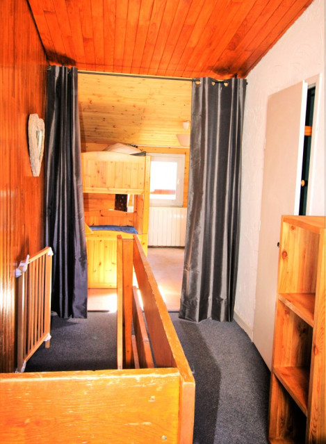 _lv_images__lot_0000000131_10_13151513