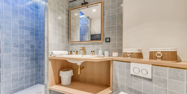 _lv_images__lot_0000000178_10_13831335