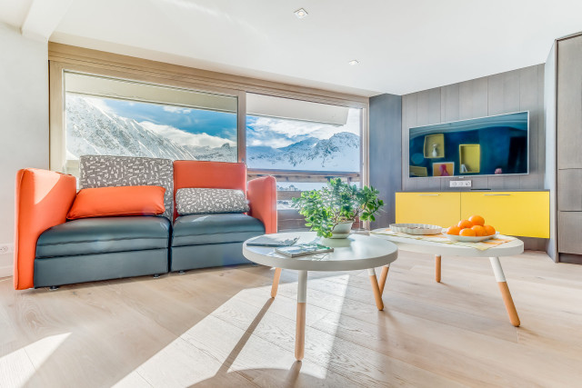 _lv_images__lot_0000000180_05_15477316