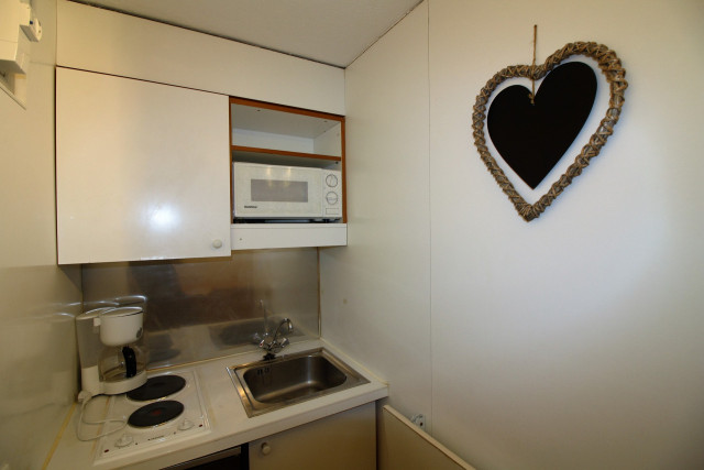 _lv_images__lot_0000000187_07_13078912