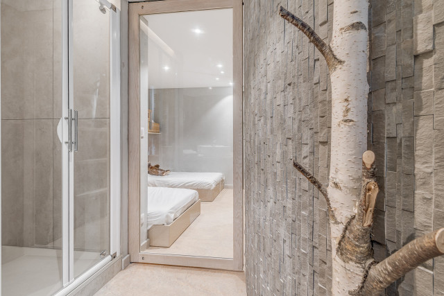 _lv_images__lot_0000000198_10_13162243