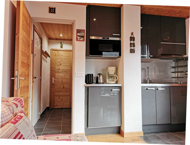 _lv_images__lot_0000000215_01_13583109