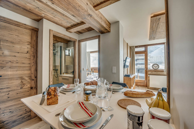 _lv_images__lot_0000000225_06_14230997