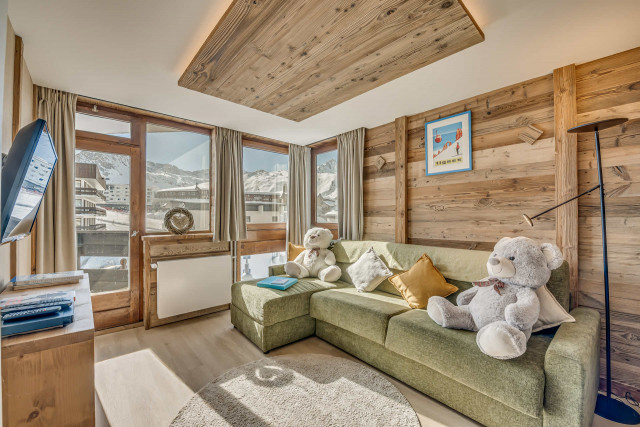 _lv_images__lot_0000000225_07_14415639