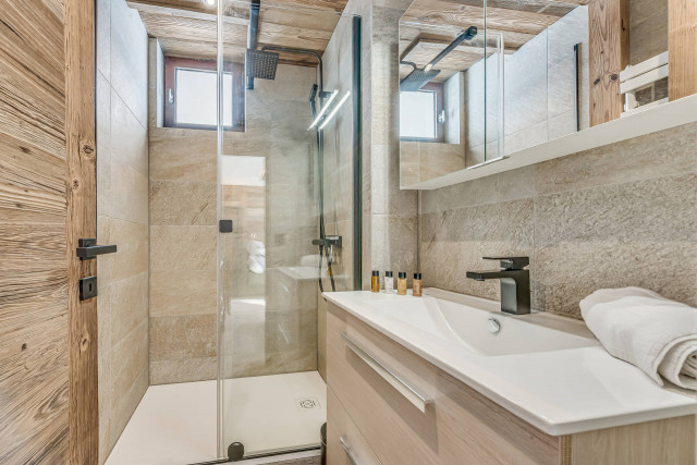 _lv_images__lot_0000000225_13_14231004