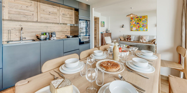 _lv_images__lot_0000000229_05_14230525