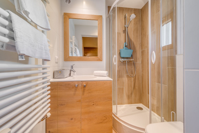 _lv_images__lot_0000000237_08_14231217