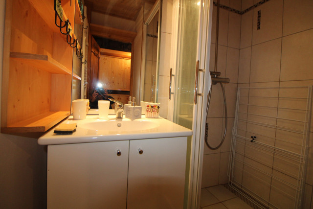 _lv_images__lot_0000000238_09_13500009