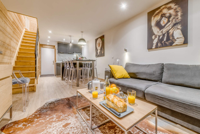 _lv_images__lot_0000000248_12_14028497