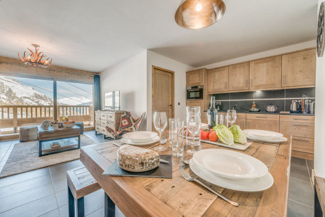 _lv_images__lot_0000000275_05_13831172