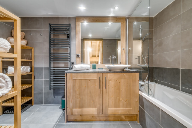 _lv_images__lot_0000000290_13_13076970