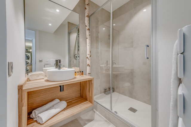 _lv_images__lot_0000000292_14_13171546