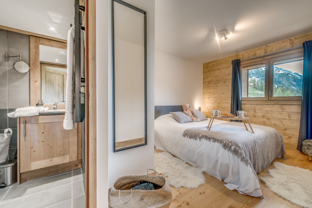 _lv_images__lot_0000000293_08_14368878