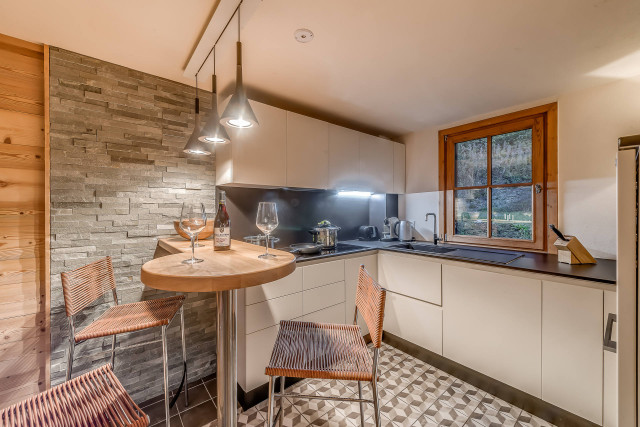 _lv_images__lot_0000000310_08_13573837