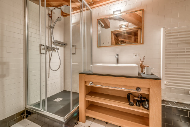 _lv_images__lot_0000000310_10_13497952