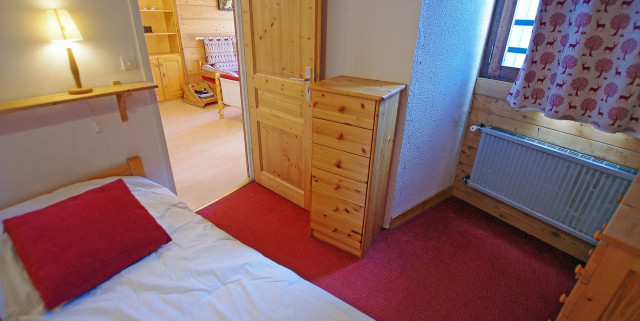 _lv_images__lot_0000000350_11_13499306