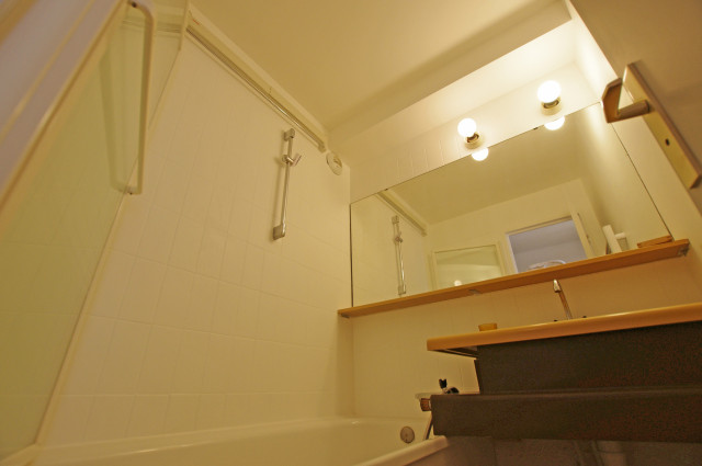 _lv_images__lot_0000000359_07_14416561