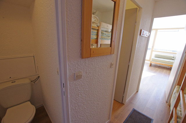 _lv_images__lot_0000000359_16_13191265