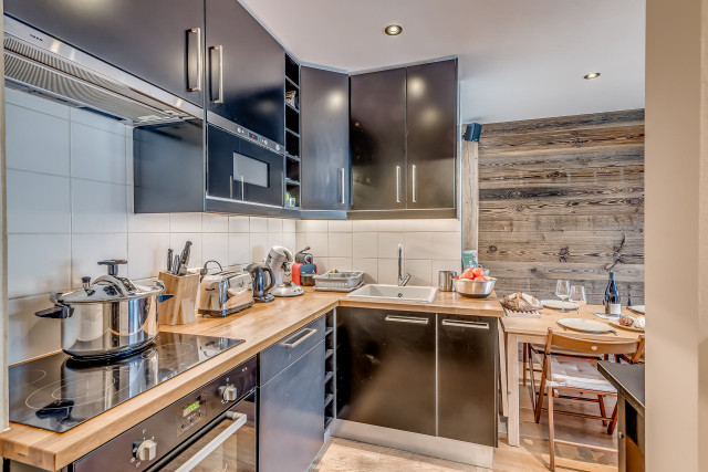 _lv_images__lot_0000000366_01_13181332