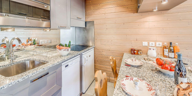 _lv_images__lot_0000000369_14_13774215