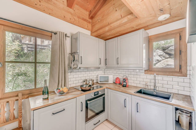 _lv_images__lot_0000000373_07_14359839