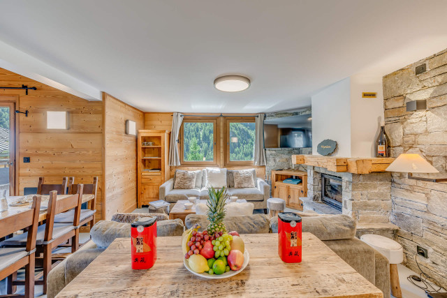 _lv_images__lot_0000000374_01_13584614