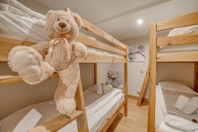 _lv_images__lot_0000000375_16_14230361