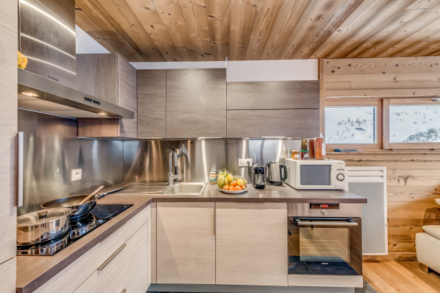 _lv_images__lot_0000000384_09_14369080