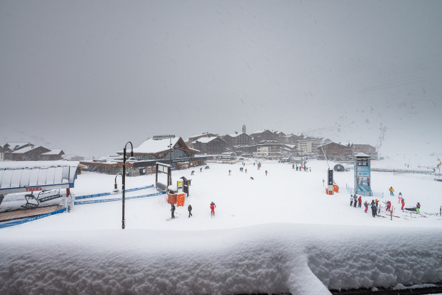 _lv_images__lot_0000000402_03_15383257
