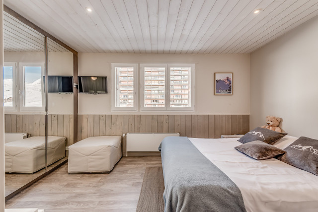 _lv_images__lot_0000000408_13_14369699