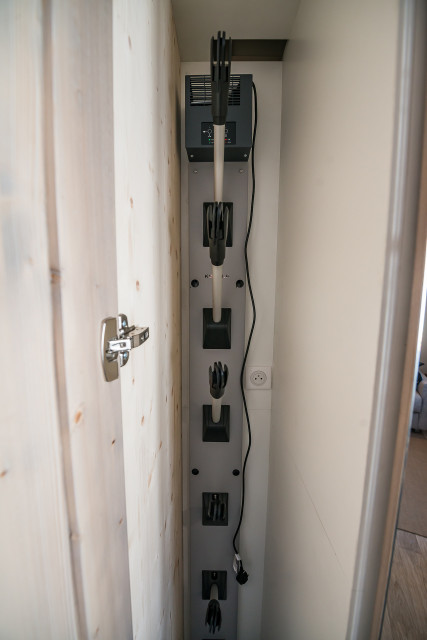 _lv_images__lot_0000000408_15_14000546