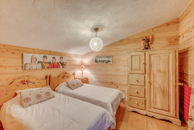 _lv_images__lot_0000000414_13_13171232