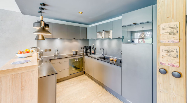 _lv_images__lot_0000000458_05_13161507