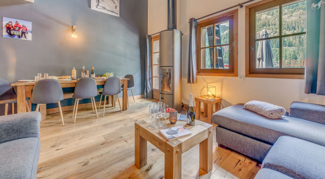 _lv_images__lot_0000000471_02_14369549