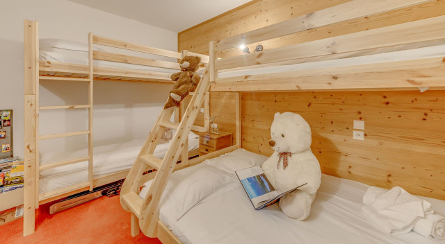 _lv_images__lot_0000000471_09_14321444