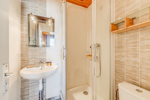 _lv_images__lot_0000000476_12_13162435