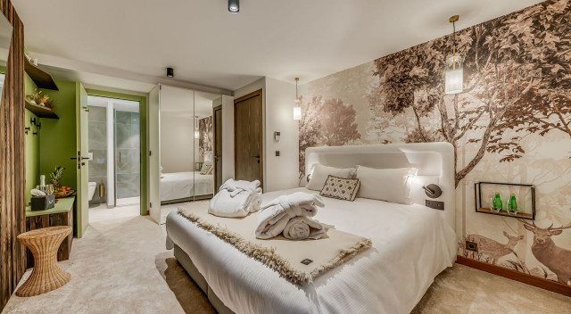 _lv_images__lot_0000000477_15_13161070