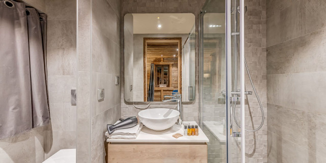 _lv_images__lot_0000000479_07_13170413