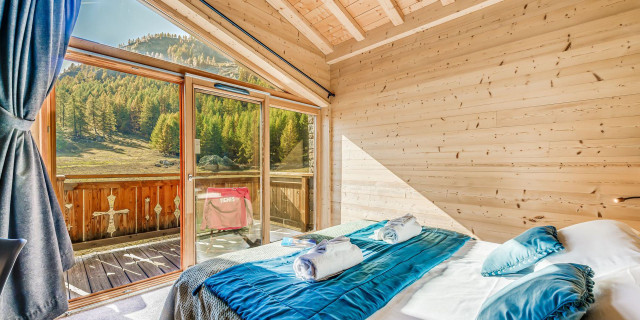 _lv_images__lot_0000000518_07_13931806