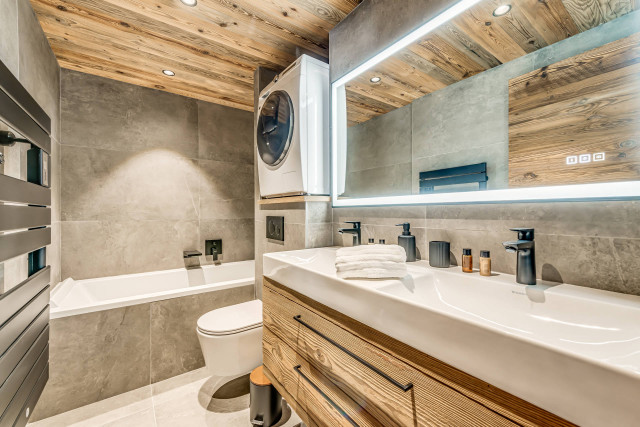 _lv_images__lot_0000000520_13_13311091