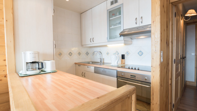 _lv_images__lot_0000010202_04_13203731