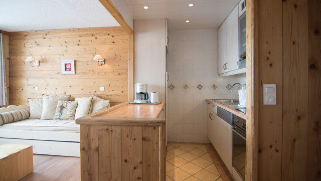 _lv_images__lot_0000010202_05_13081800