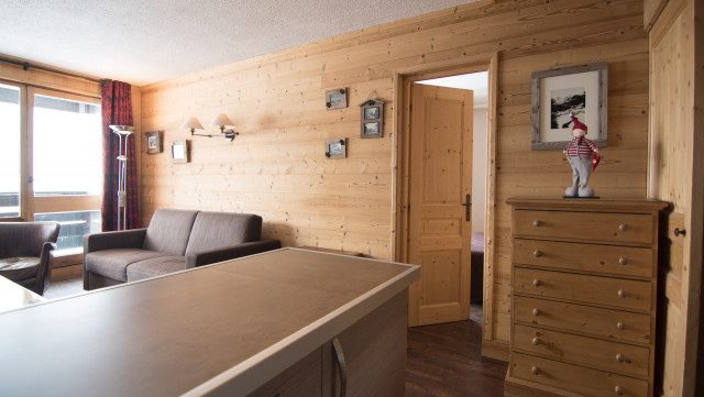 _lv_images__lot_0000010503_07_13081585