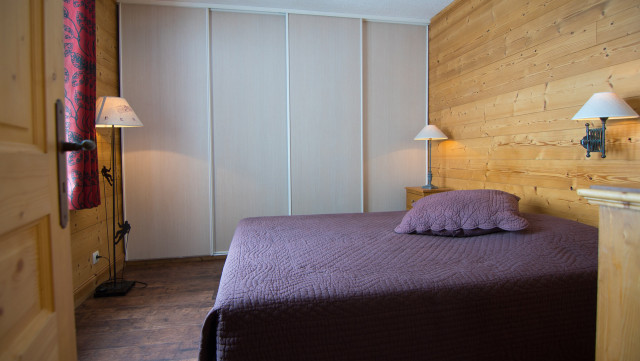 _lv_images__lot_0000010503_08_14234760